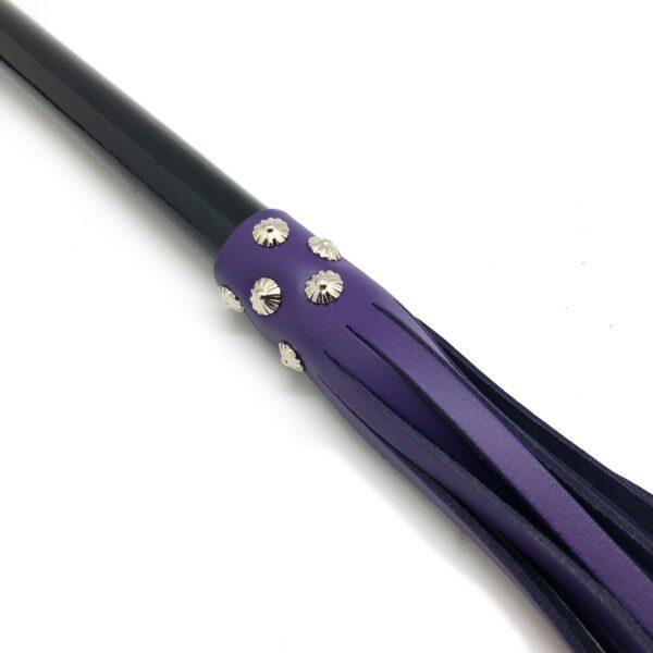 MANGO DE CUERO MORADO - 78cm - MANGO DE MADERA-The Red (Fun Distri) EAN: 3701019811812 - Imagen 4