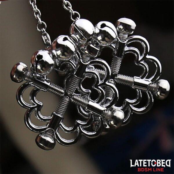 Pinzas de Metal para Pezones Cadena y Cascabeles-LATETOBED BDSM LINE (LoveCherry) EAN: 8436615001057 - Imagen 6