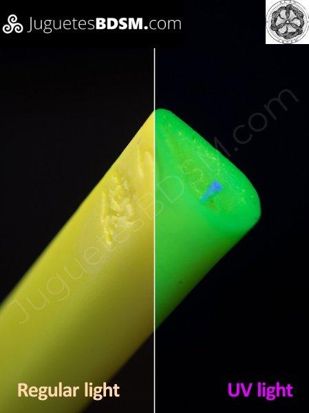 Vela neón para shibari - Amarillo neón. Parafina. 2,6 x 20 x 4,6 cm.-REGO IGNEM (Rego Ignem)